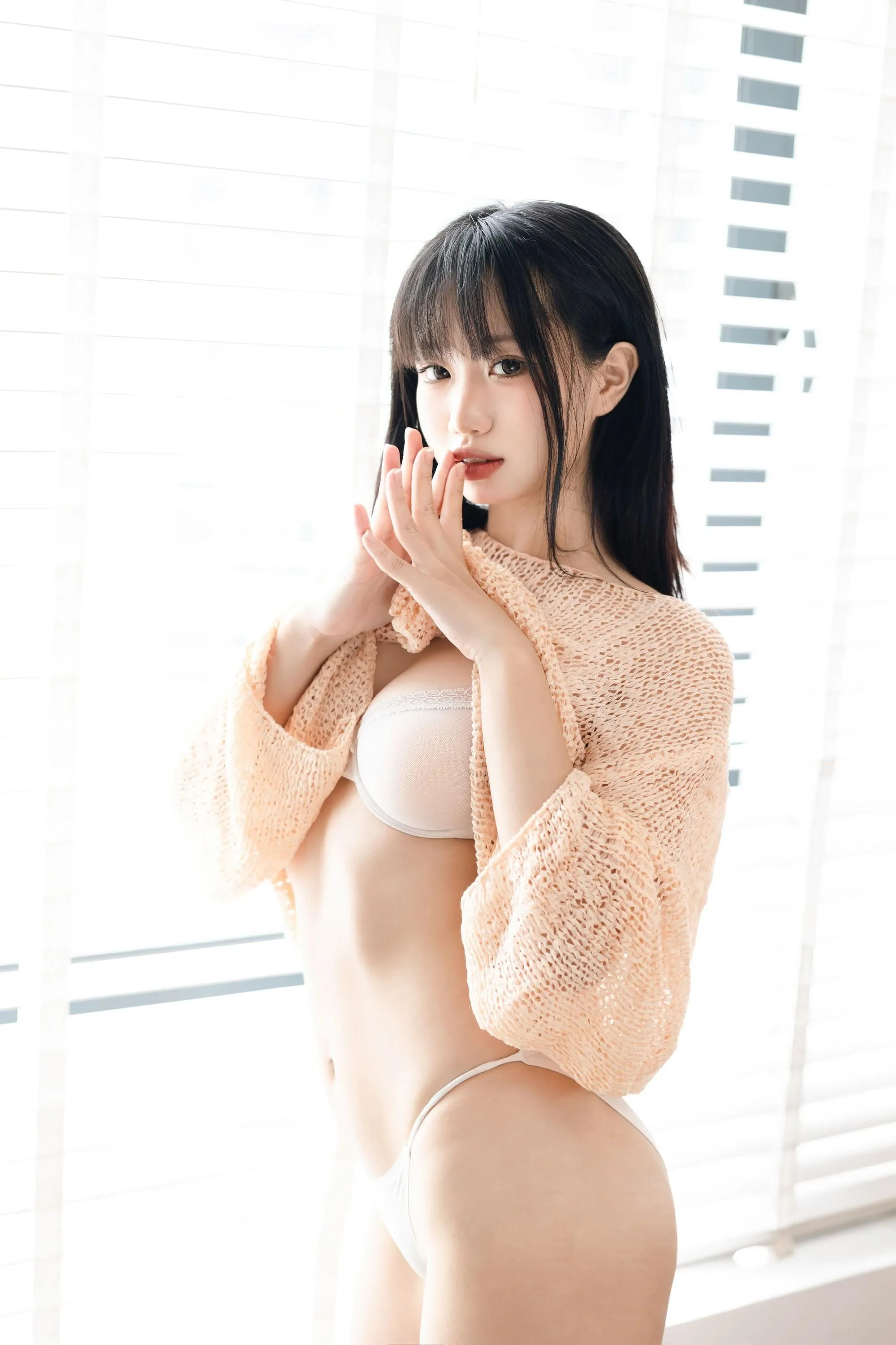 柒柒要乖哦 – NO.042 半糖下午茶 [30P]插图1
